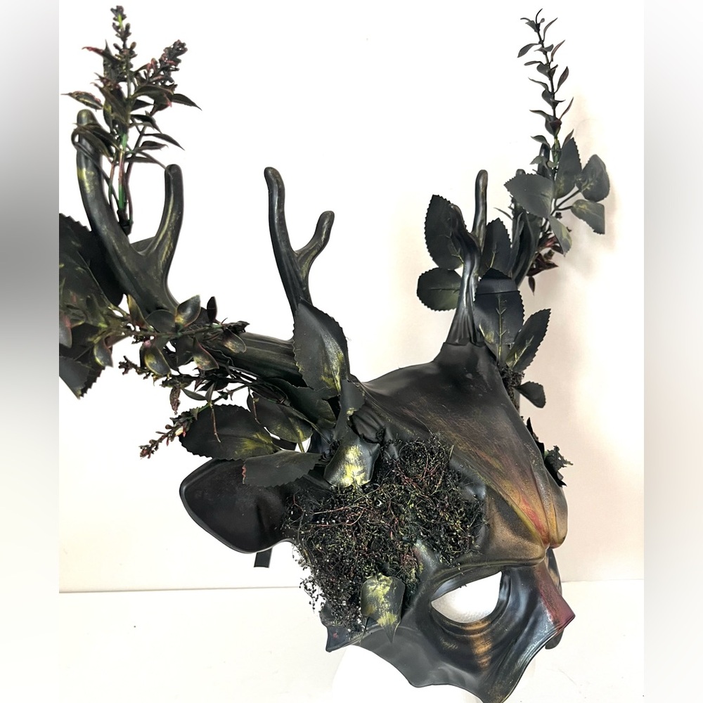 Hand Crafted Forest Deer Antler Halloween Mask Black Gold Hand Painted Moss Fern - Picture 6 of 12